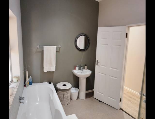 3 BEDROOM FREEHOLD FOR SALE IN WINDSOR PARK